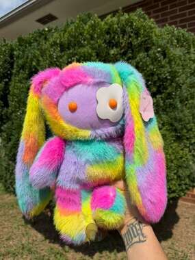 JUJU World - Jumbo Rainbow - Hong Kong Exclusive Pacific Place